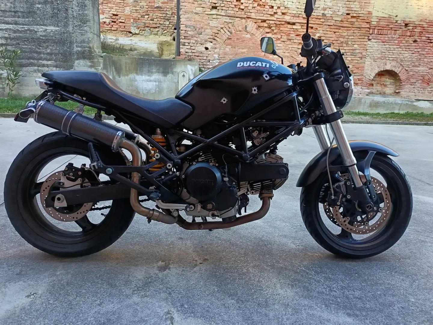Ducati Monster 695 Negro - 1