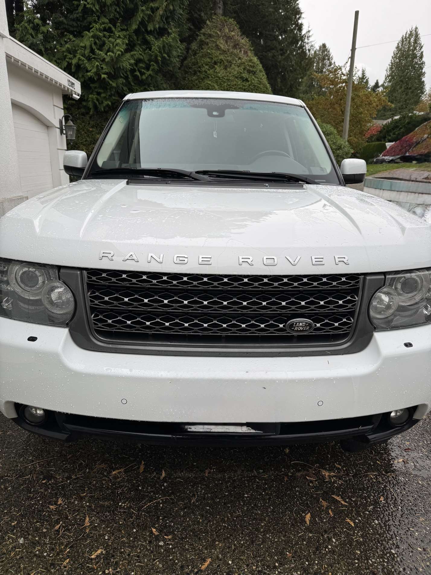 2011 Land Rover Range Rover 4WD 4dr HSE alt 5