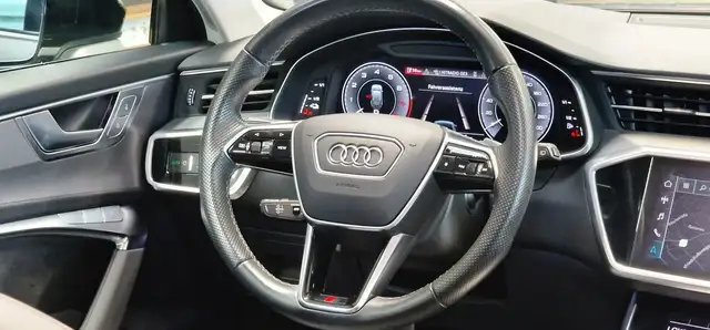 Audi A6 view 14