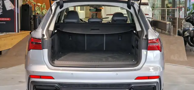 Audi A6 view 9