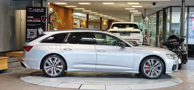 Audi A6 view 5