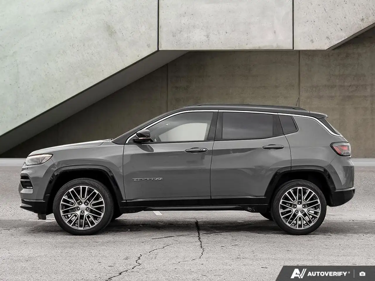 Jeep Compass photo Jeep Compass