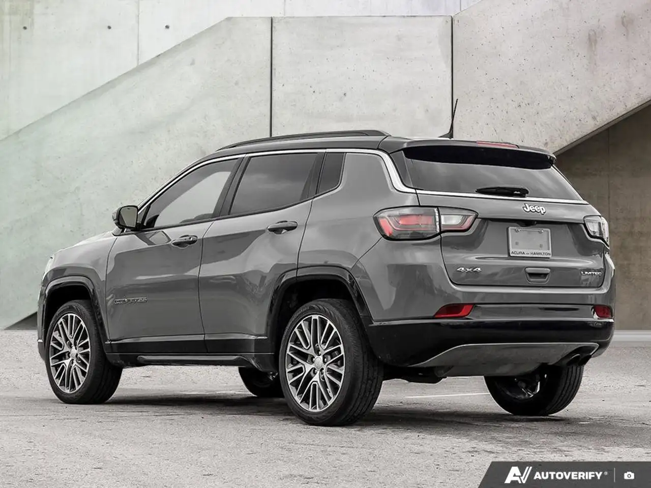 Jeep Compass photo Jeep Compass