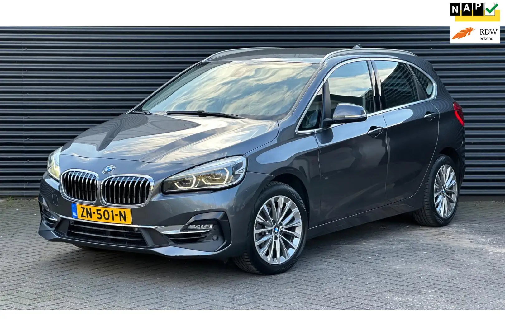 BMW 218 2-serie Active Tourer 218i Executive | LED | HUD | Grau - 1