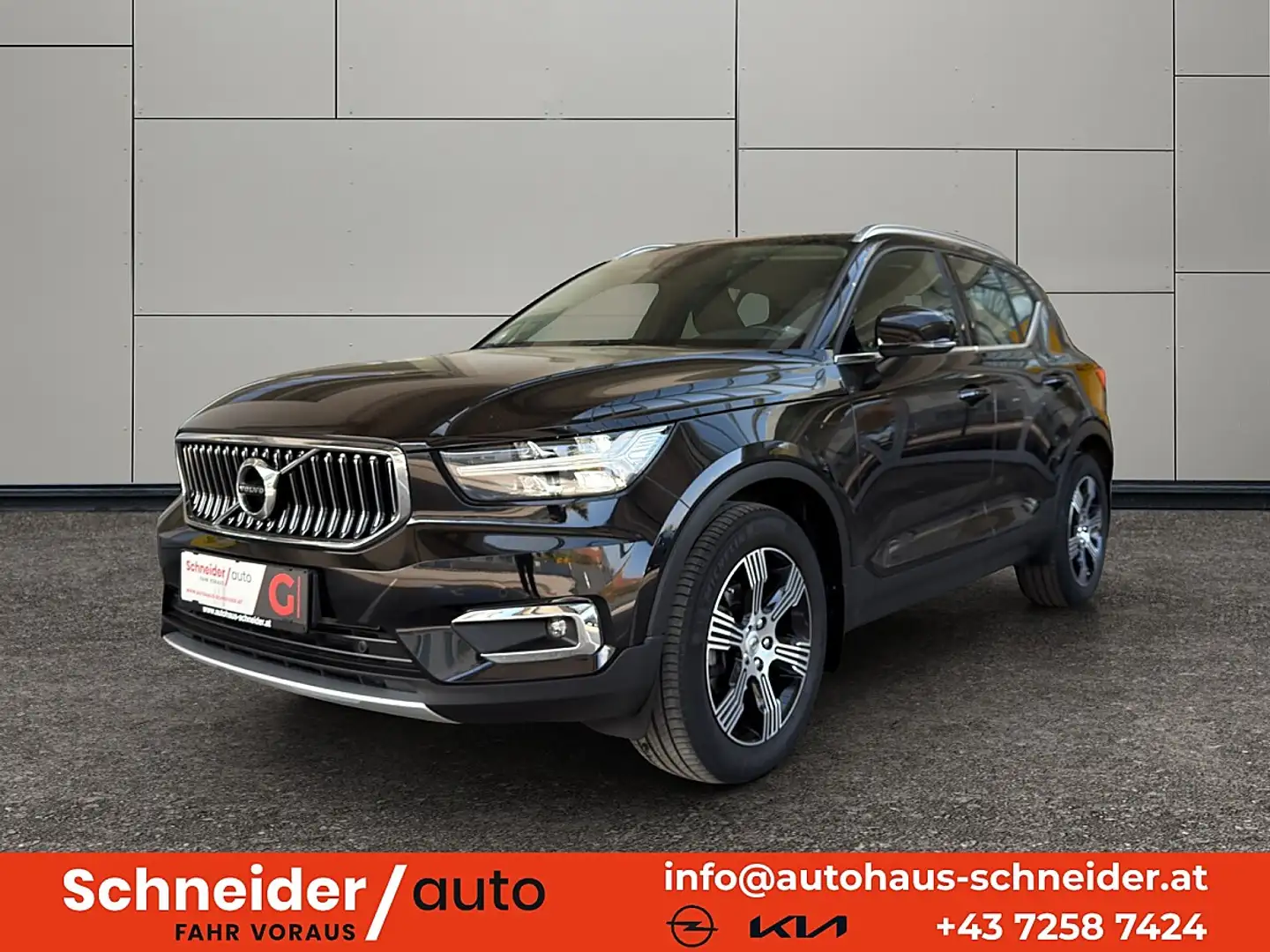 Volvo XC40 D3 Inscription 8-Gang Geartronic inkl. elektris... Schwarz - 1