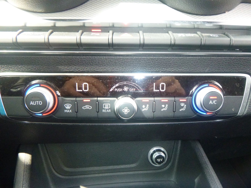 Audi Q2 30 TDI  AUT/AHK /NAVI/TEMP/Einparkhilfe — photo 15