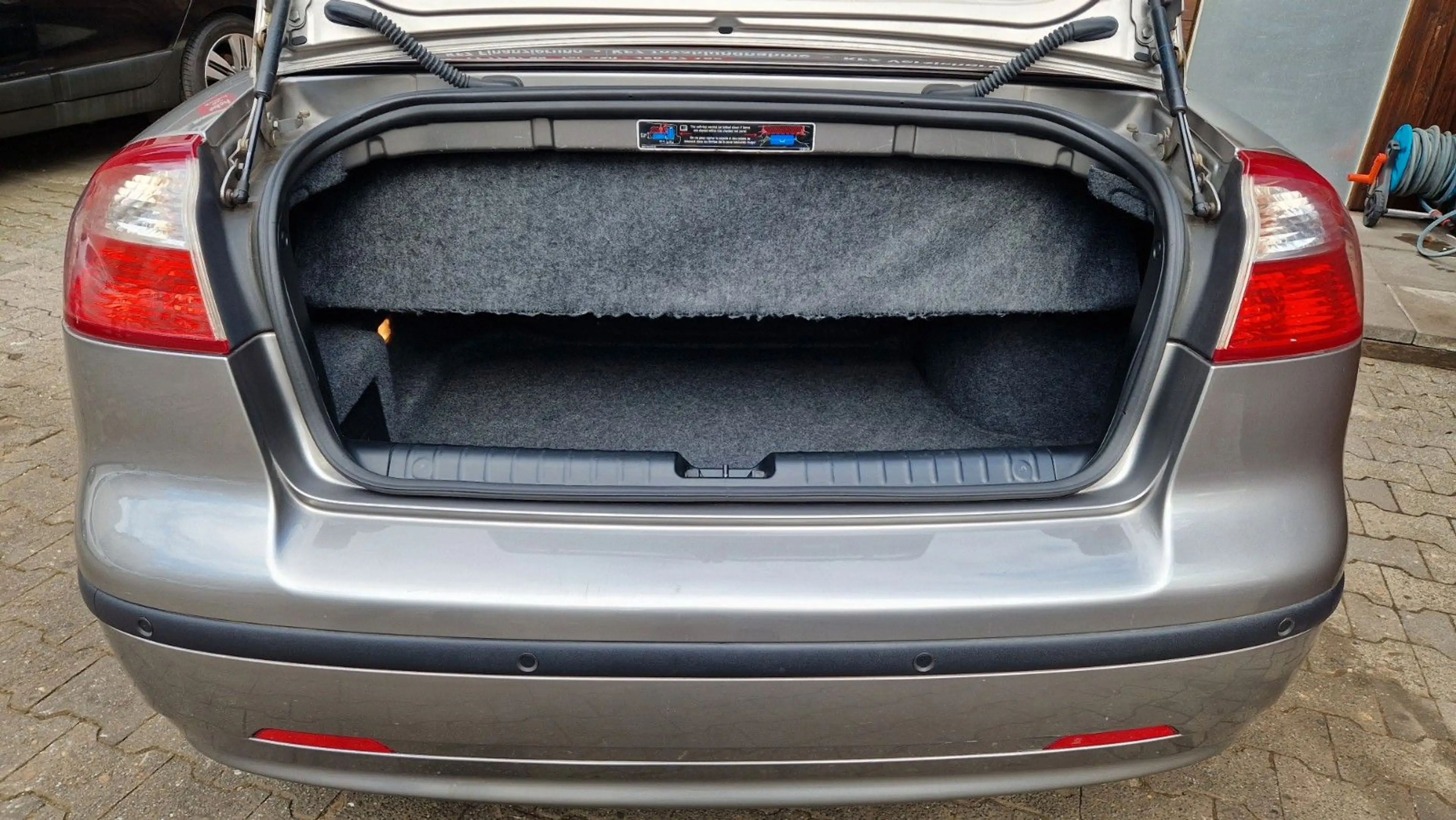 Saab 9-3 1.8t Vector Cabriolet, Volleder, PDC, SHZ — photo 13