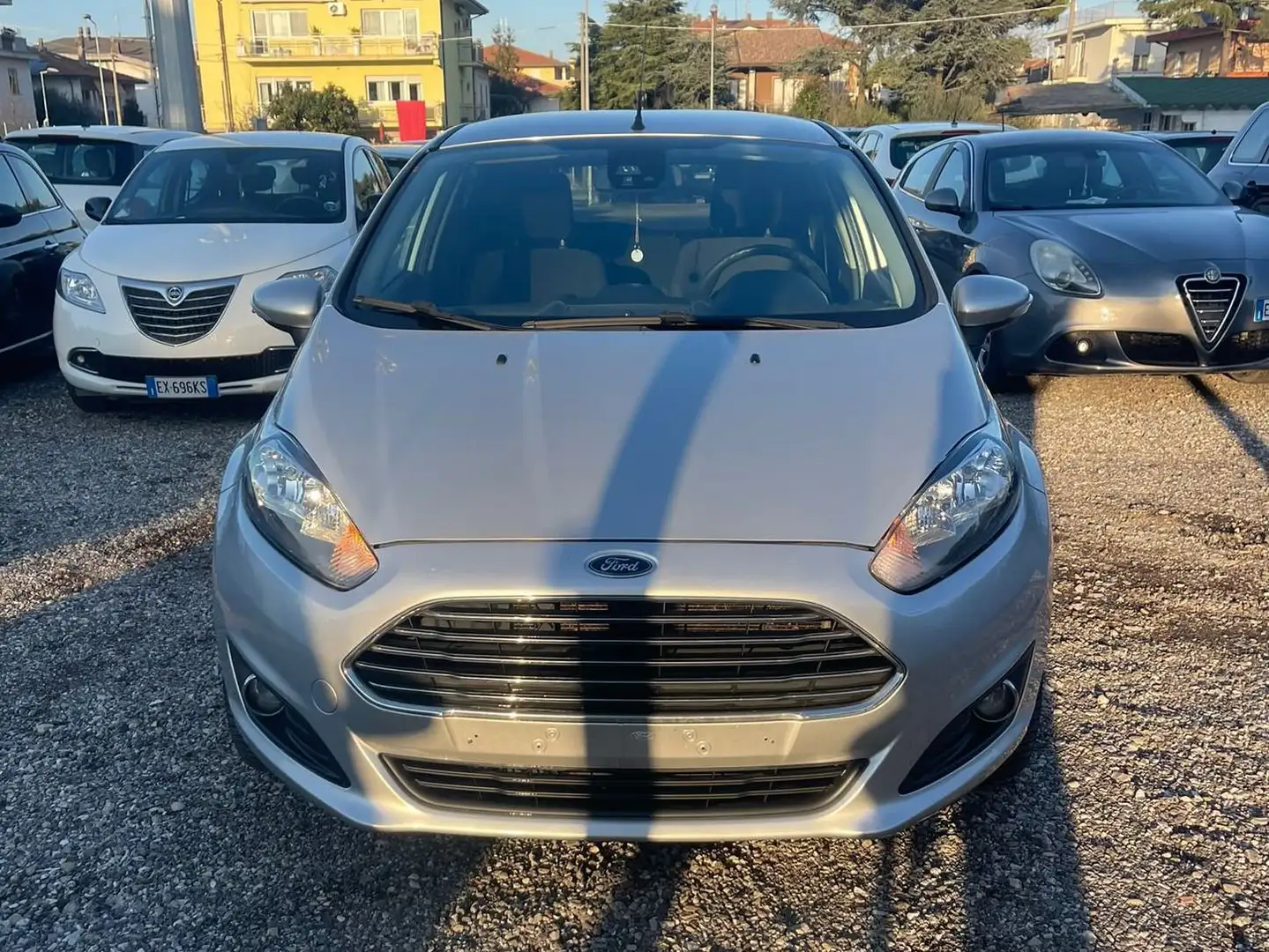 Ford Fiesta Fiesta titanium 1.5 diesel clima cerchi in lega Argent - 2