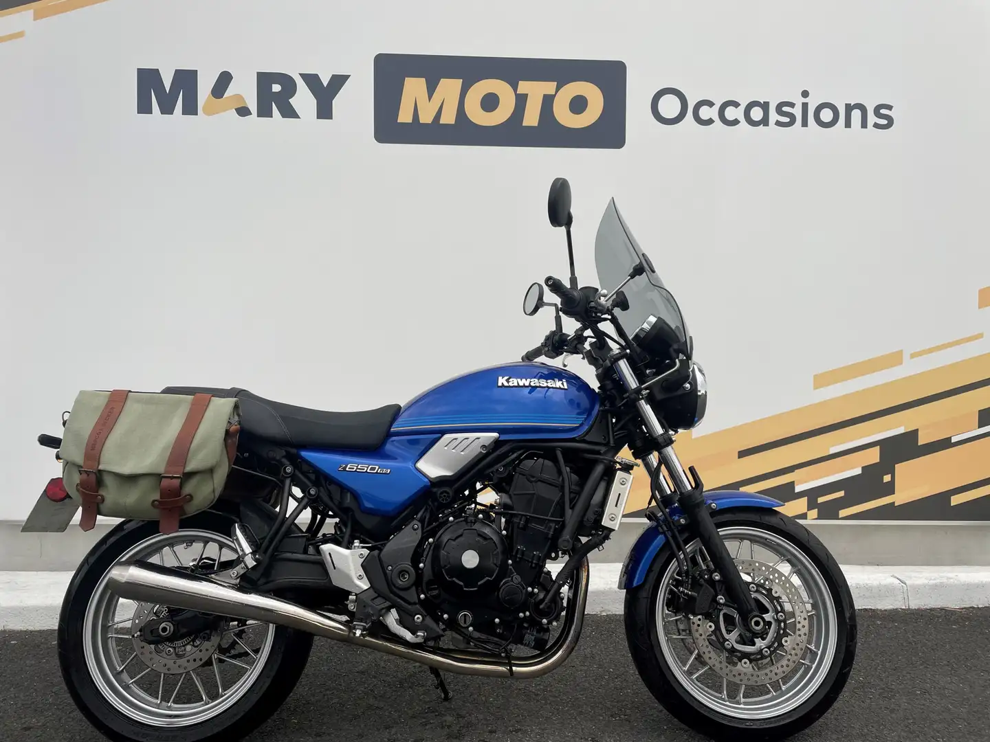 Kawasaki Z 650 RS Kék - 1