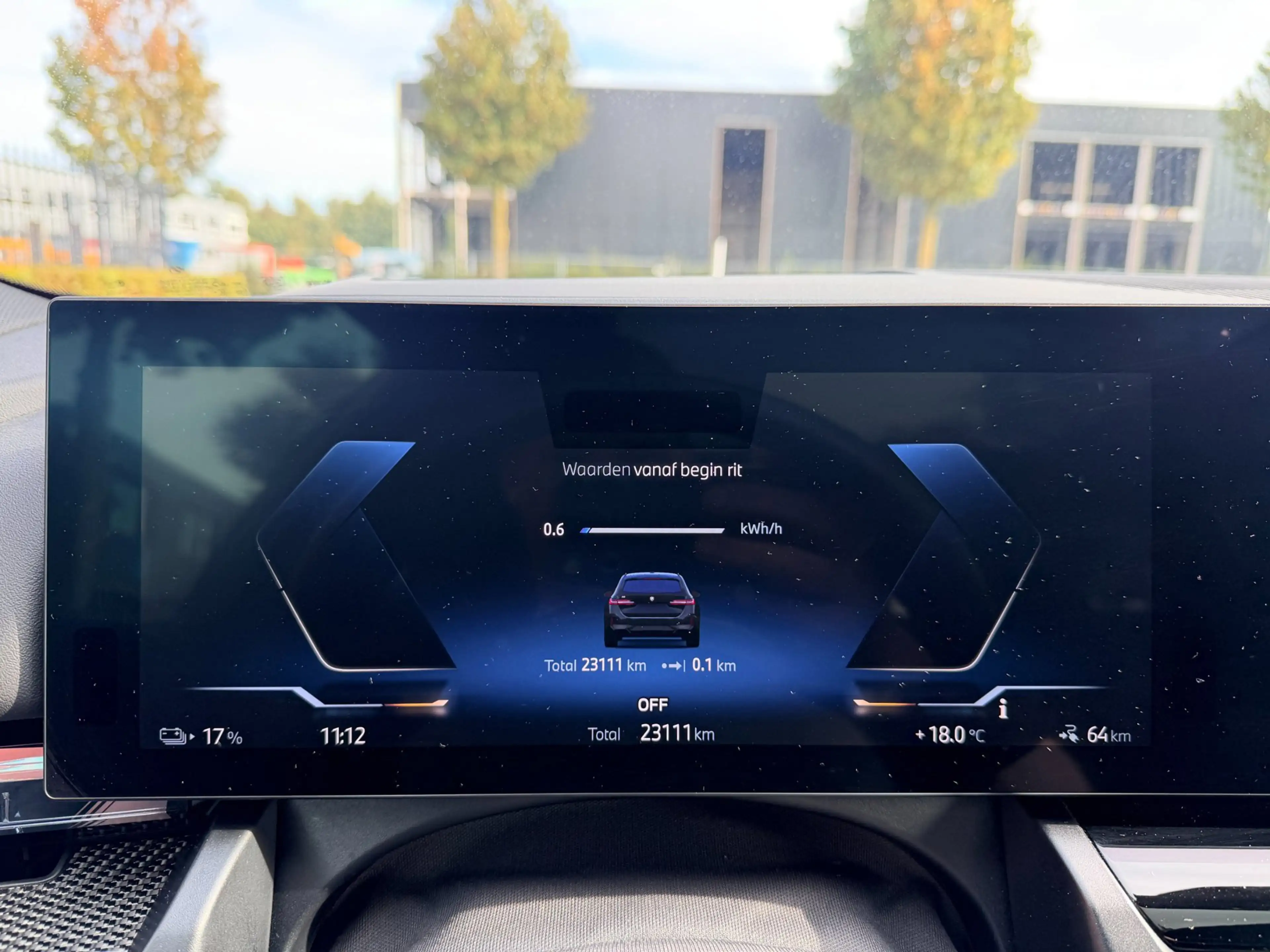 BMW i5 Touring EDrive40 M-Sport PRO, B&W, panorama, trekh — photo 10