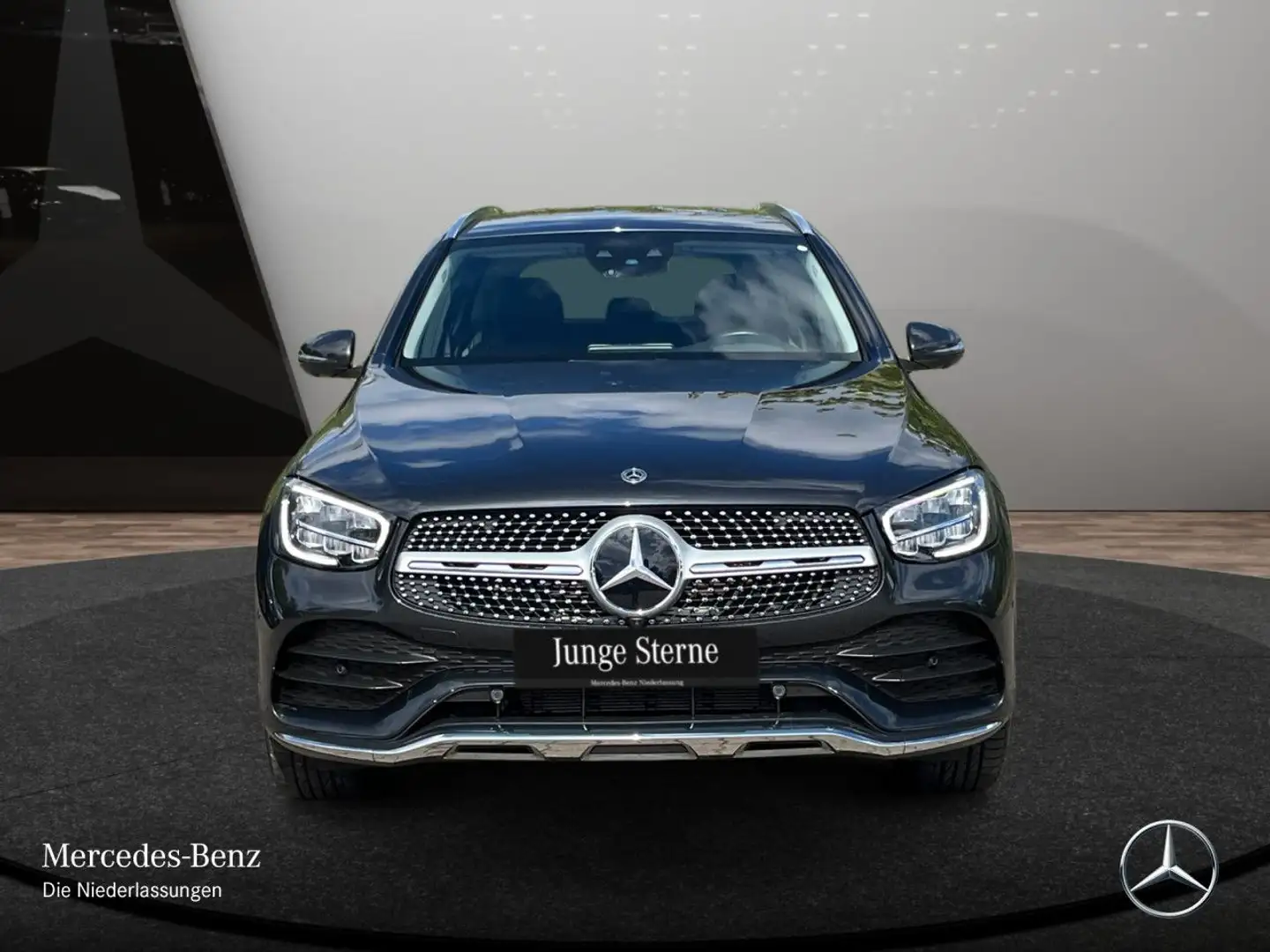 Mercedes-Benz GLC 300 e 4M AMG+360+AHK+LED+FAHRASS+HUD+KEYLESS Grau - 2