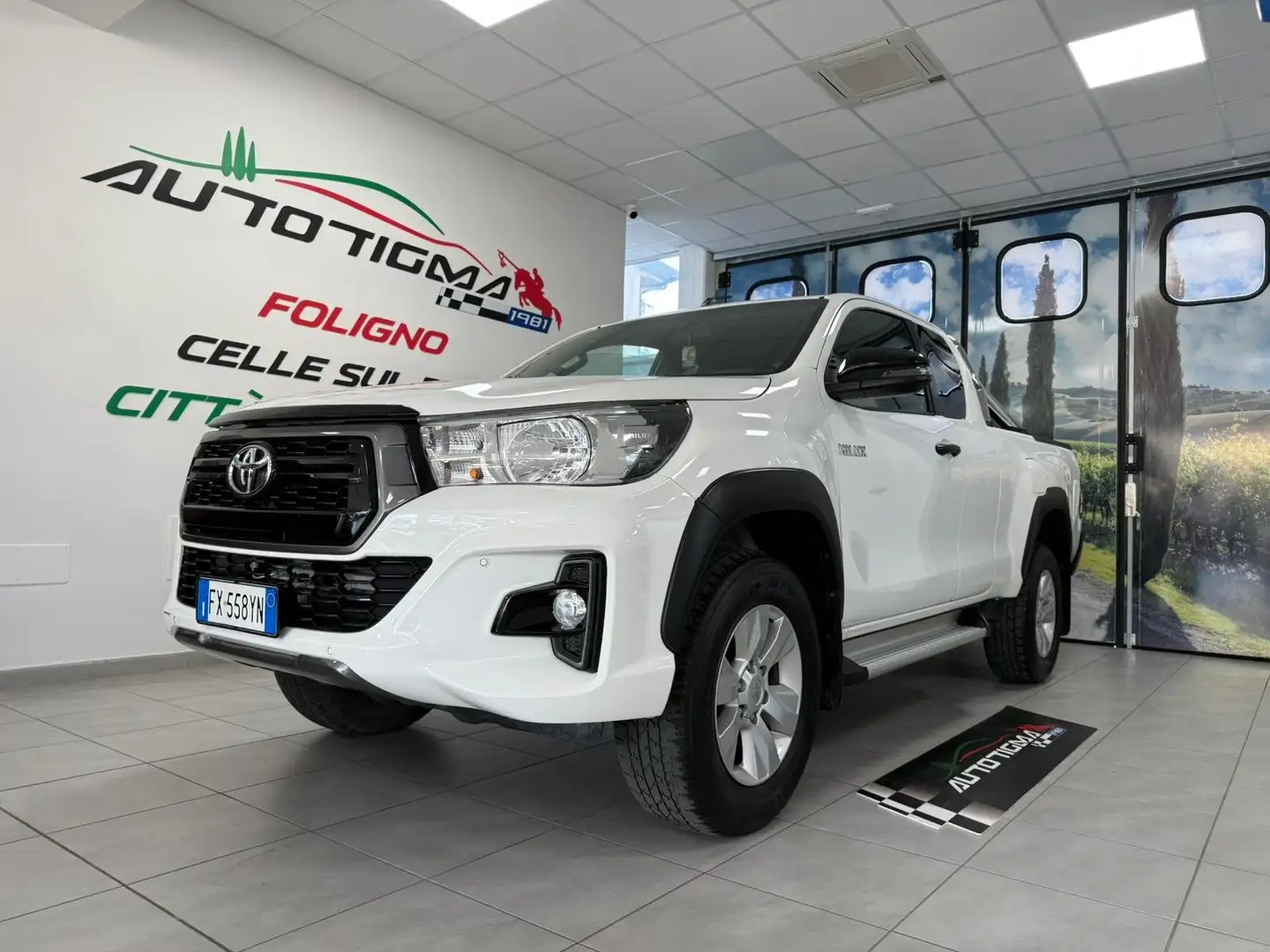 Toyota Hilux Hilux 2.4 d-4d 4wd AUTOCARRO N1 Blanc - 1