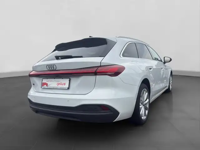 Audi A5 view 3