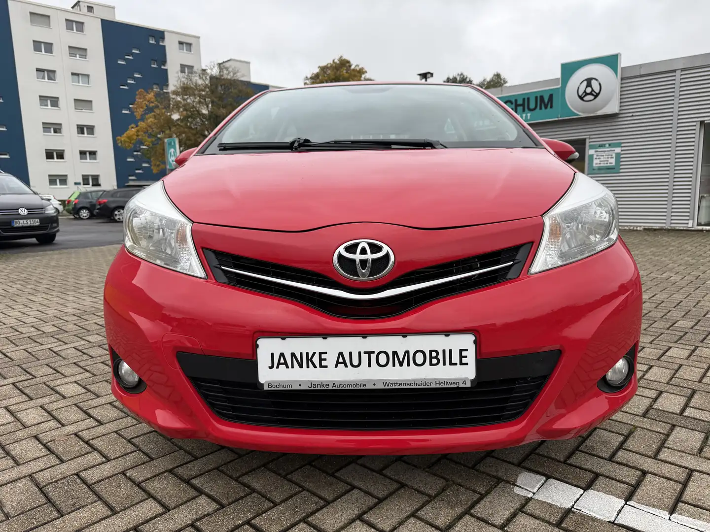 Toyota Yaris Cool/1HAND. Rouge - 2