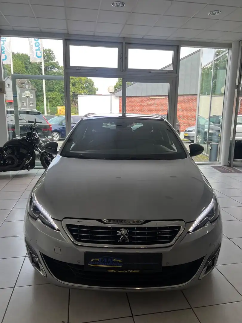 Peugeot 308 SW Allure Gris - 2
