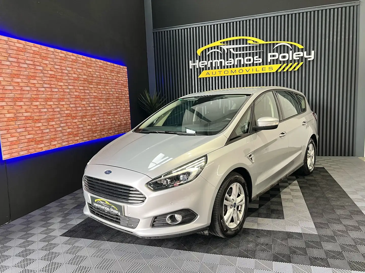 Ford S-Max 2.0TDCi Panther Trend 150 Gris - 1