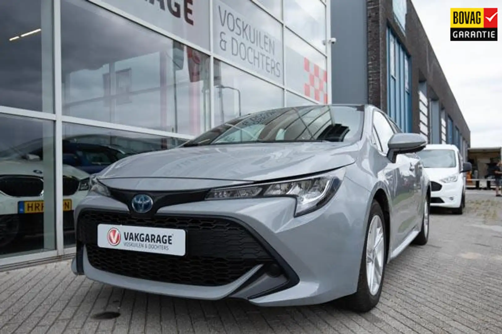 Toyota Corolla Touring Sports 1.8 Hybrid Active Carplay | Camera Grijs - 1