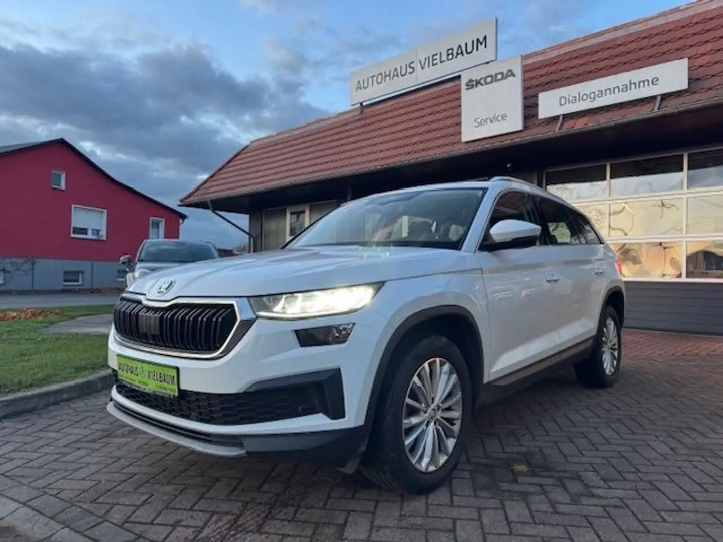 Skoda Kodiaq Ambition 1,5 TSI DSG -7 Sitze-ACC-Kamera- Blanc - 1