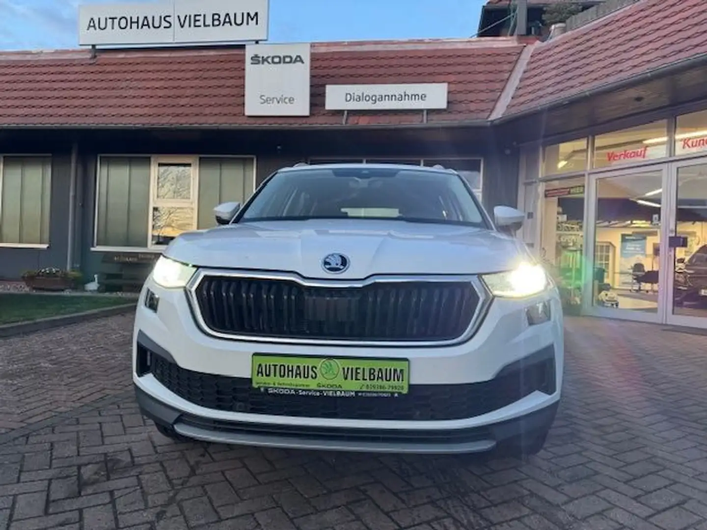 Skoda Kodiaq Ambition 1,5 TSI DSG -7 Sitze-ACC-Kamera- Blanc - 2