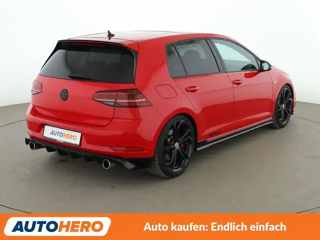 Volkswagen Golf view 6