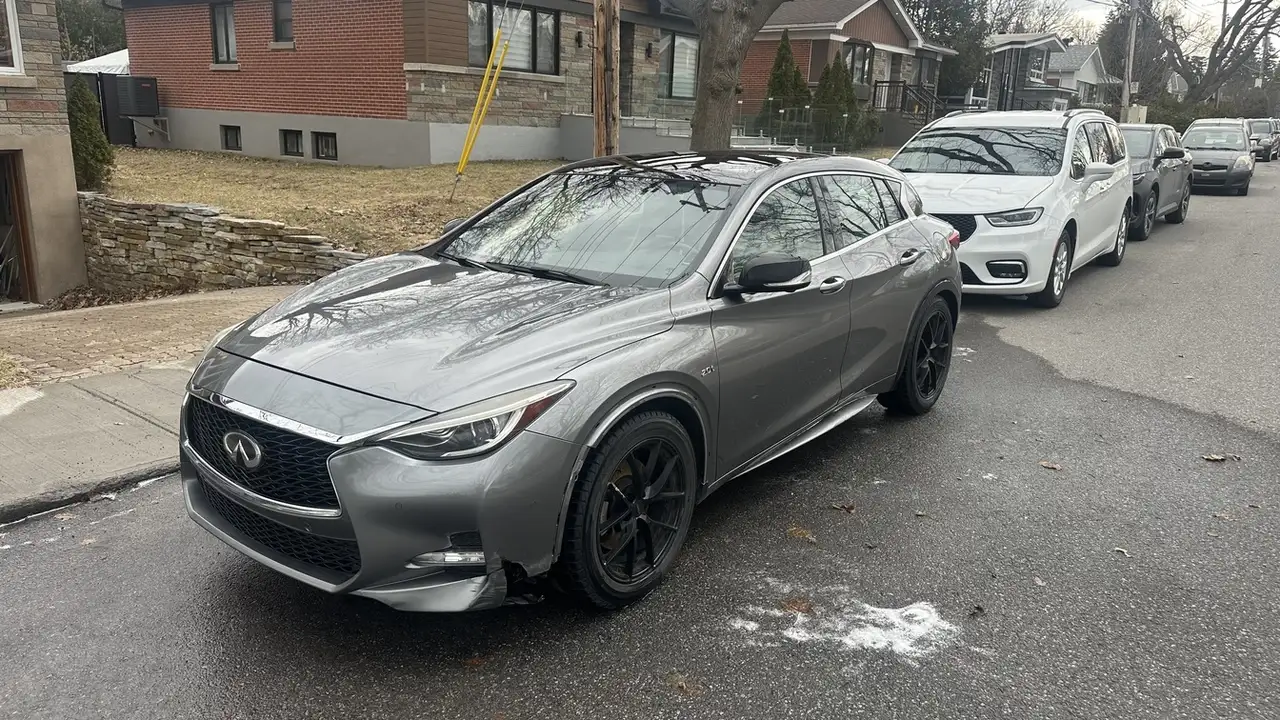 2017 Infiniti QX30