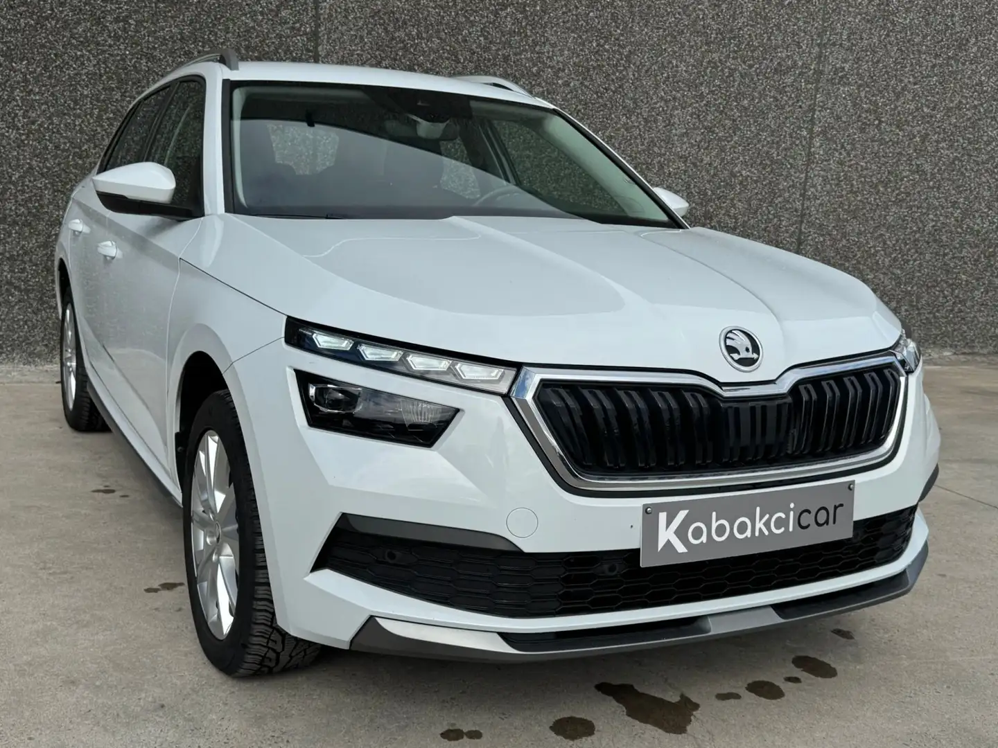 Skoda Kamiq 1.0 TSI Ambition DSG// 9000 KM//CARPLAY//GARANTIE Blanc - 1