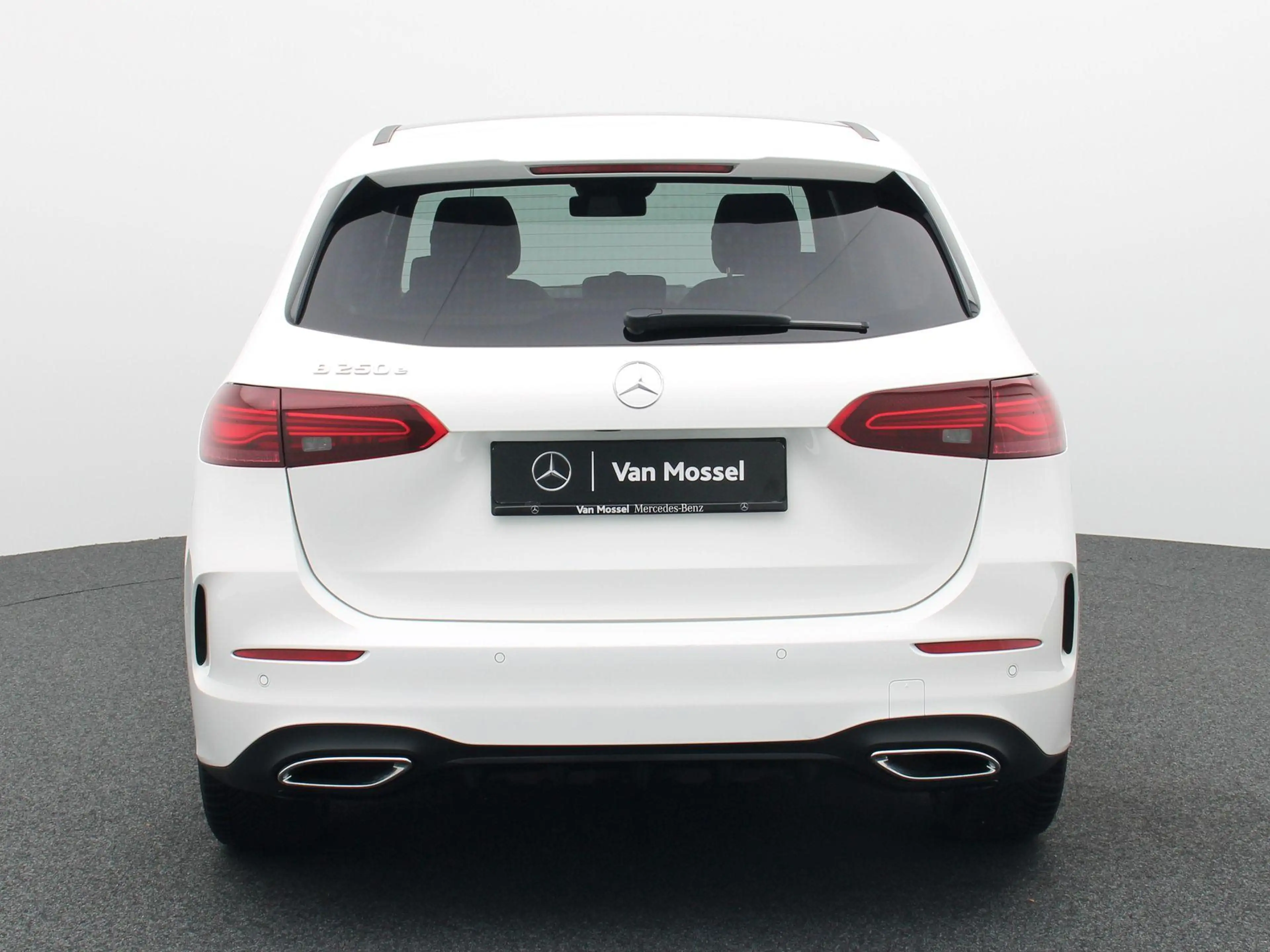 Mercedes-Benz B 250 e AMG Line + MULTIBEAM + PANO DAK + CARPLAY + — photo 5