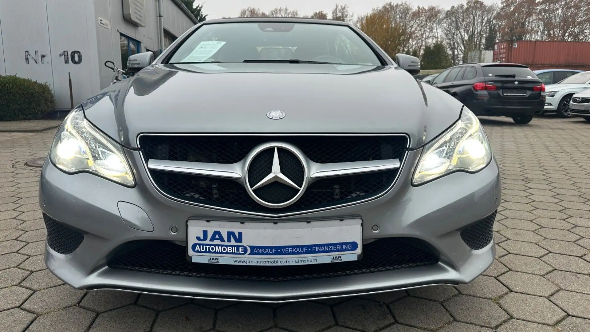 Mercedes-Benz E 220 d Cabrio Silber - 2