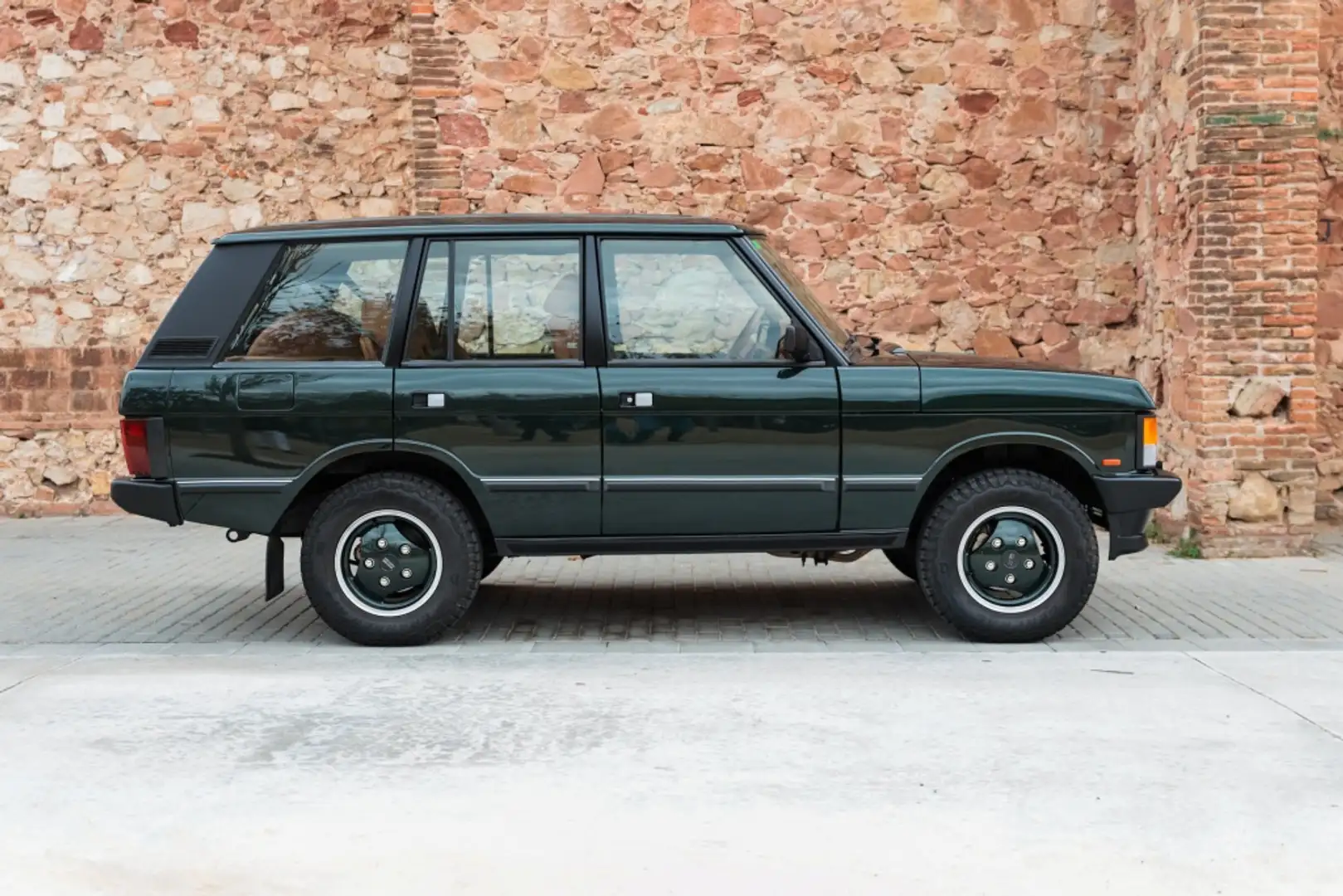 Land Rover Range Rover 3.9 Vogue SE Aut. Зелений - 2