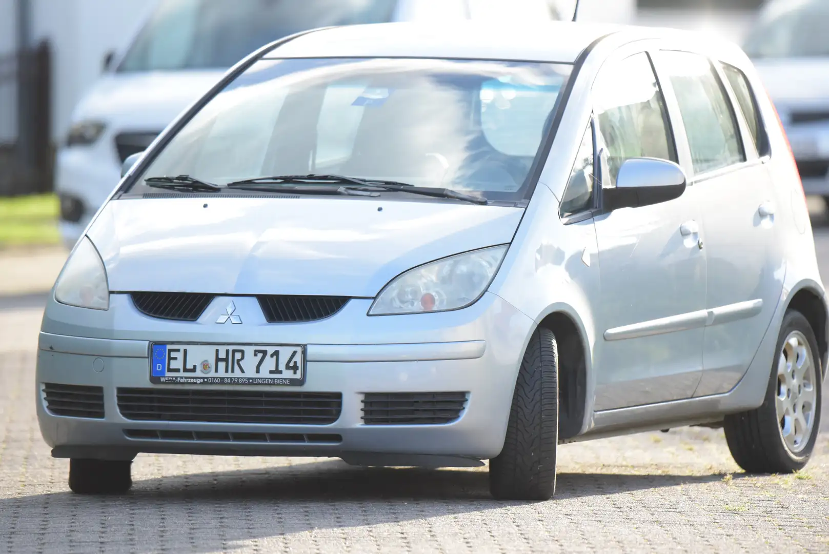 Mitsubishi Colt Colt  5-Türer 1.5 Instyle Silber - 2