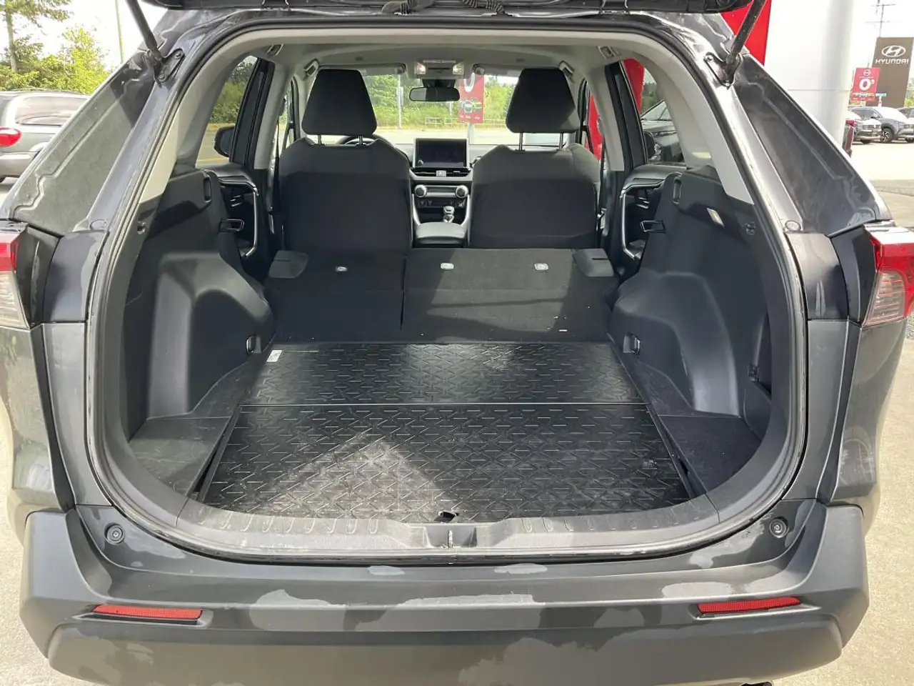 Toyota RAV 4 снимка Toyota RAV 4