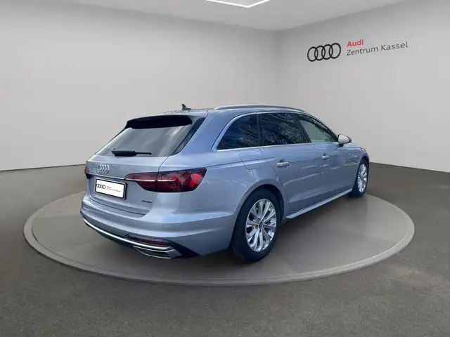 Audi A4 view 7