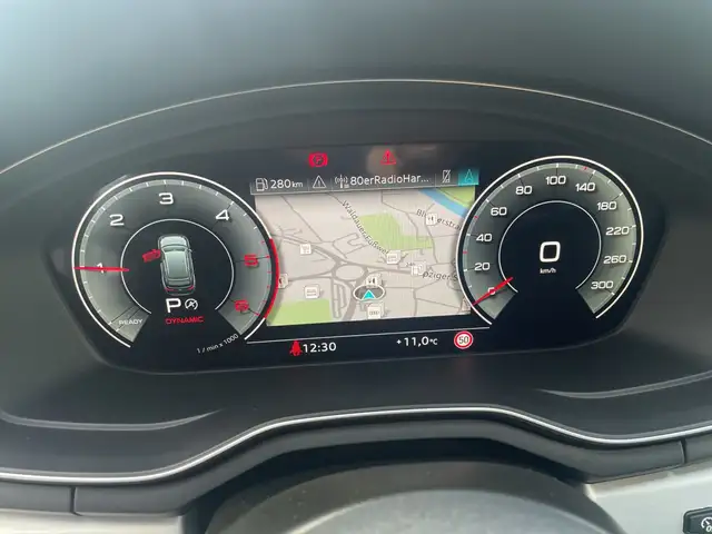 Audi A4 view 13