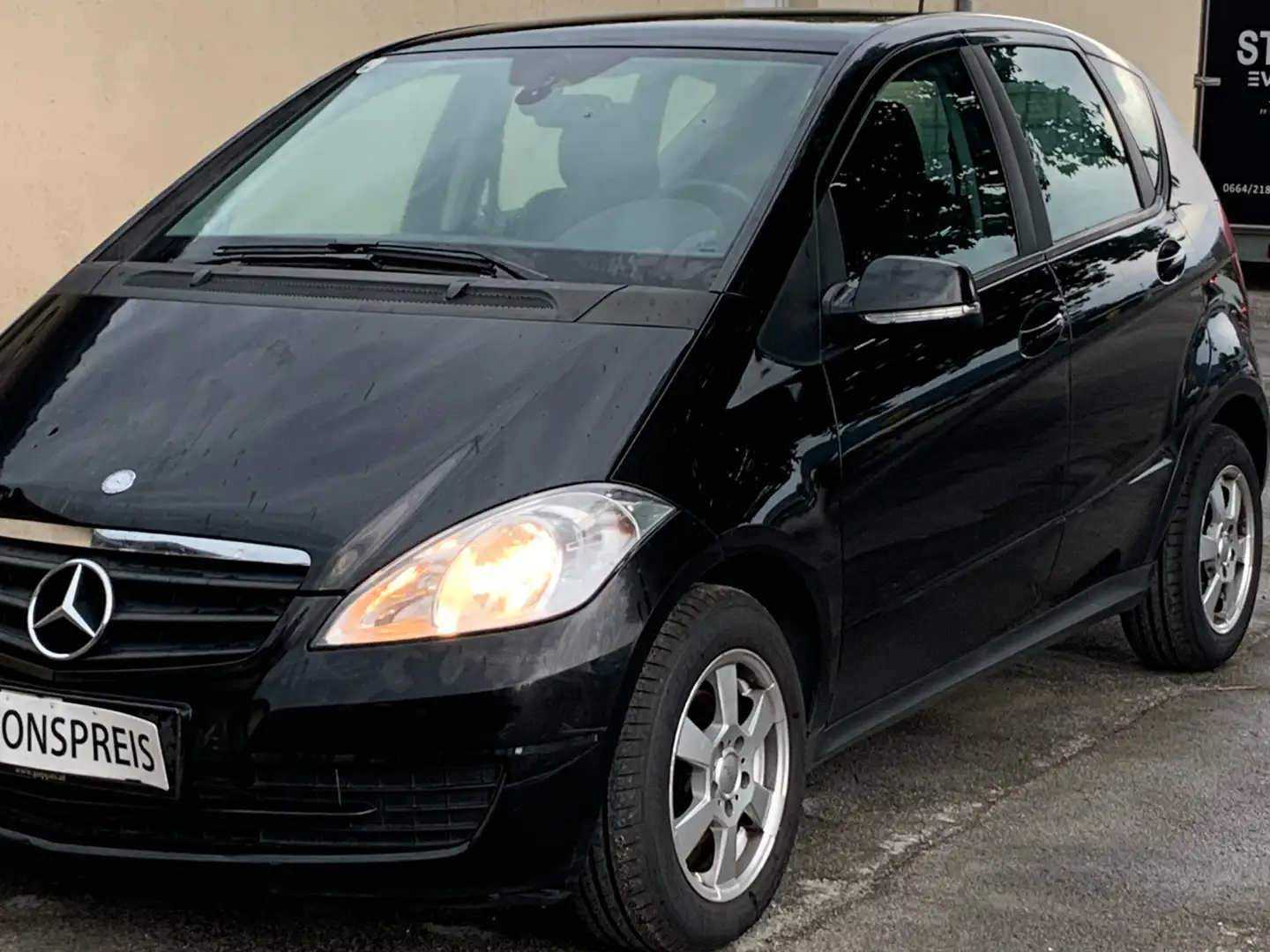 Mercedes-Benz A 160 A 160CDI Avantg. EX Damenfahrzeug fast NEUE Reifen Schwarz - 1