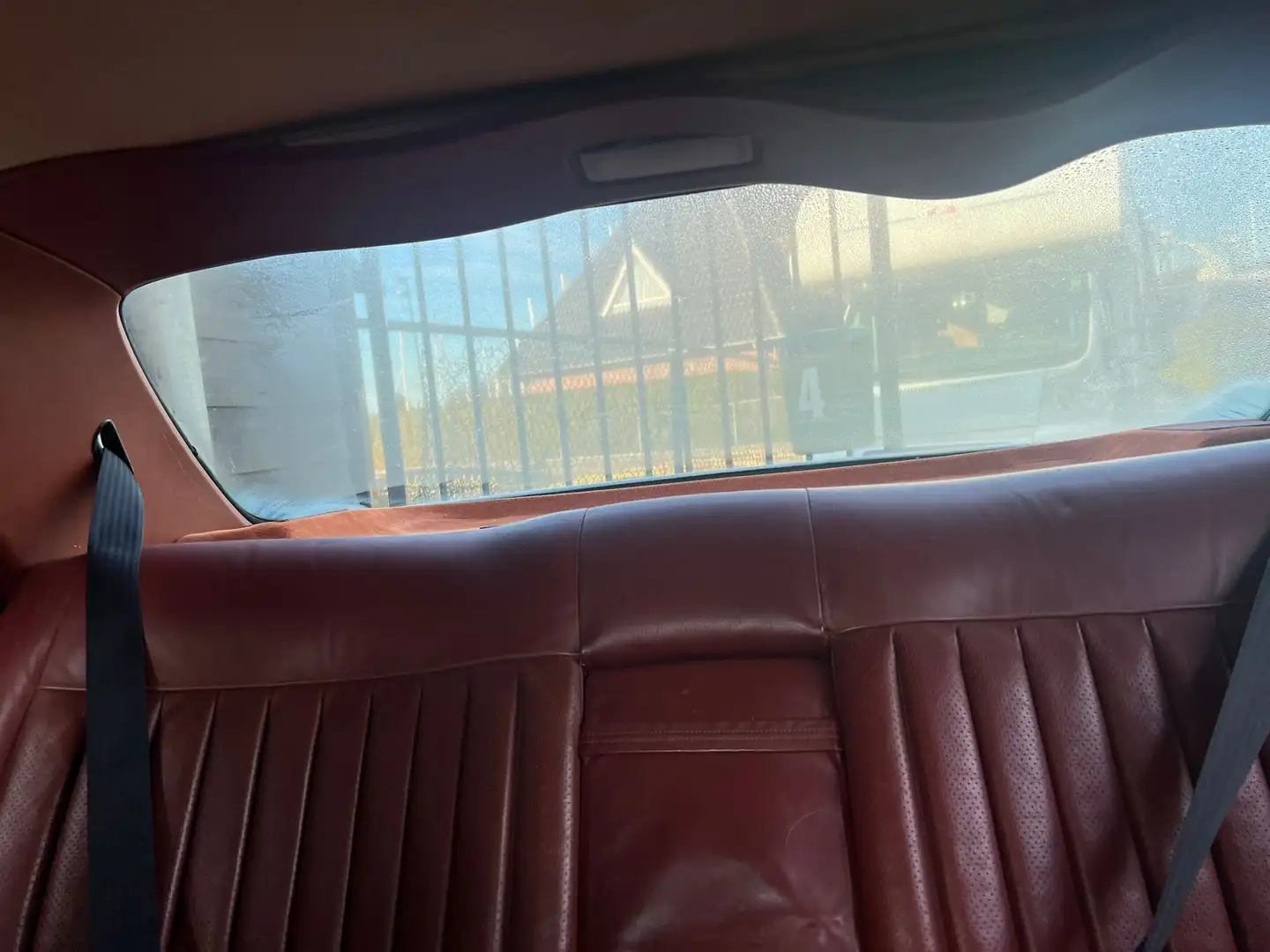 Mercedes-Benz 380 SE Plateado - 1