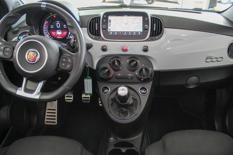 Abarth 595C Cabrio ESTETICO Navi PDC 1.Hand Top! — photo 4