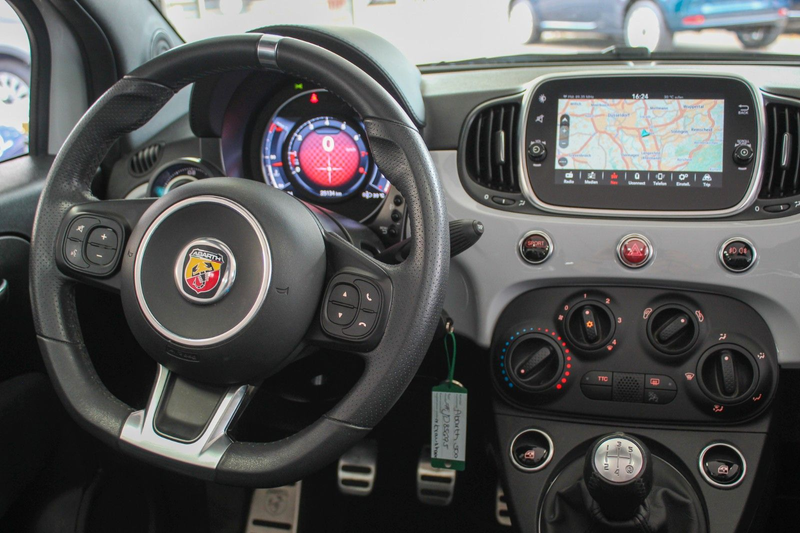 Abarth 595C Cabrio ESTETICO Navi PDC 1.Hand Top! — photo 13