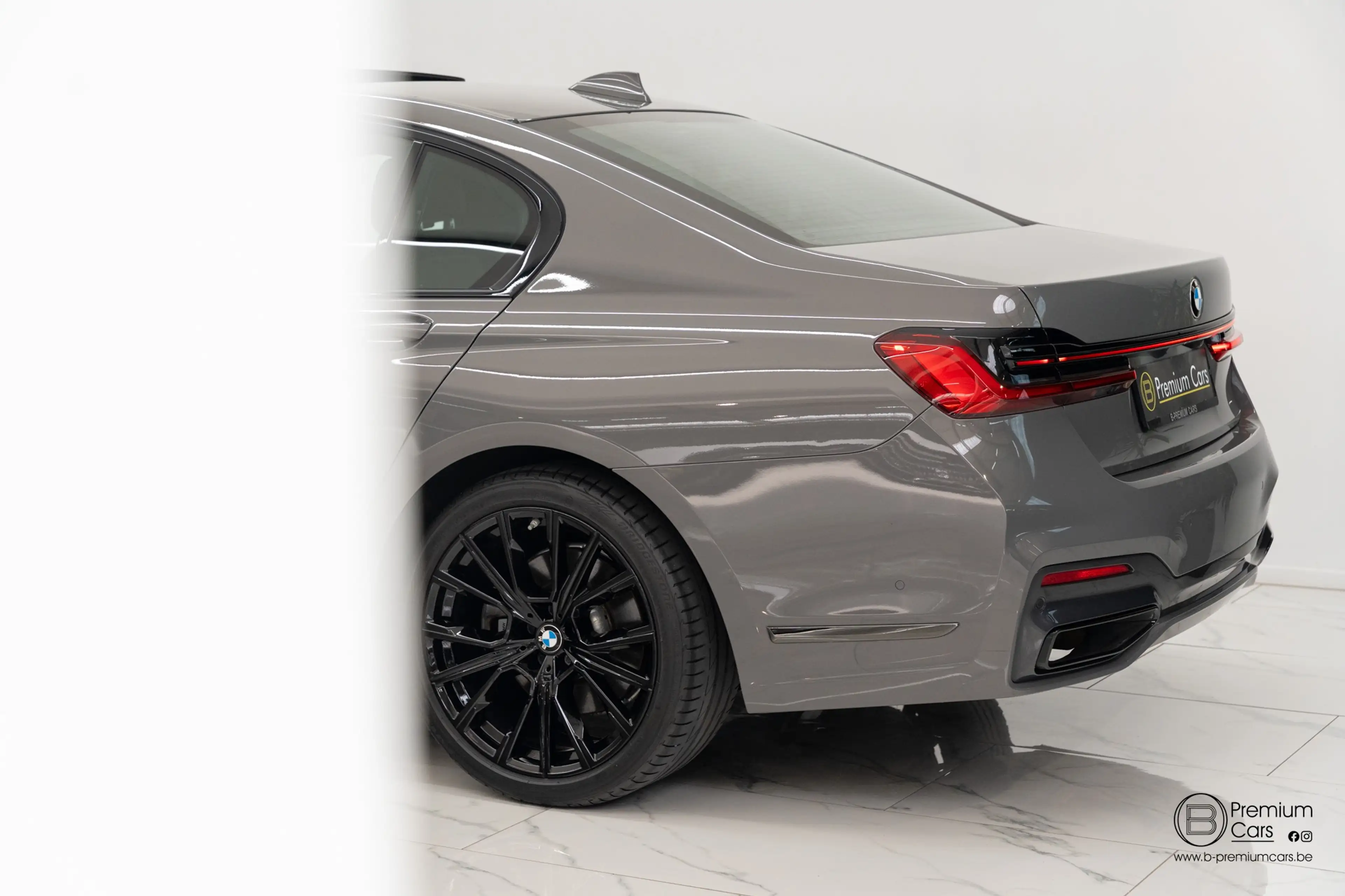 BMW 745 e M pack Individual/FULL OPTIONS!/Laser/ACC/360°/ — photo 11