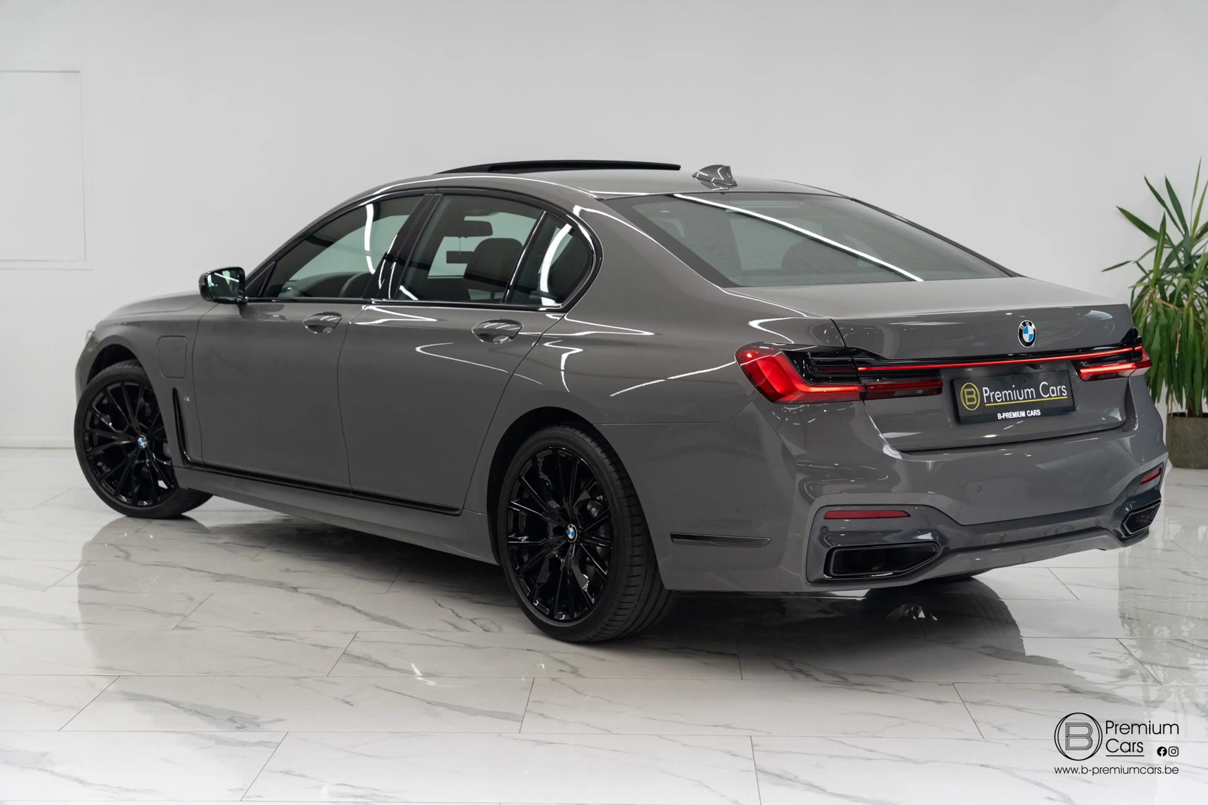BMW 745 e M pack Individual/FULL OPTIONS!/Laser/ACC/360°/ — photo 13
