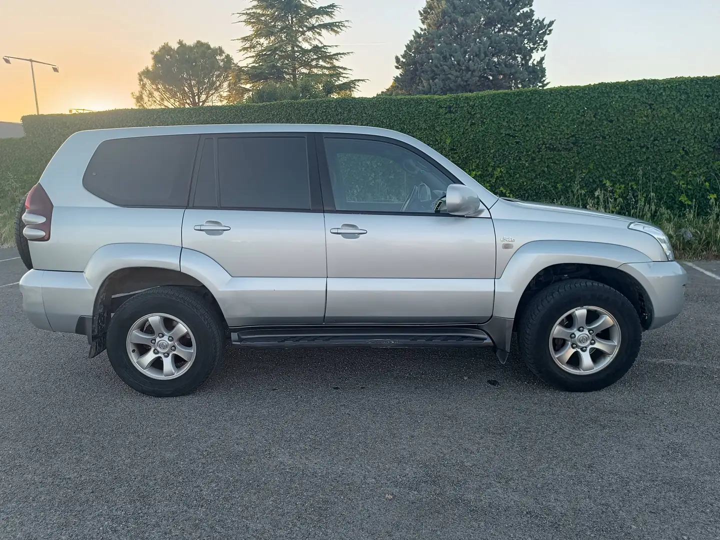 Toyota Land Cruiser Prado D4D GX Silber - 2