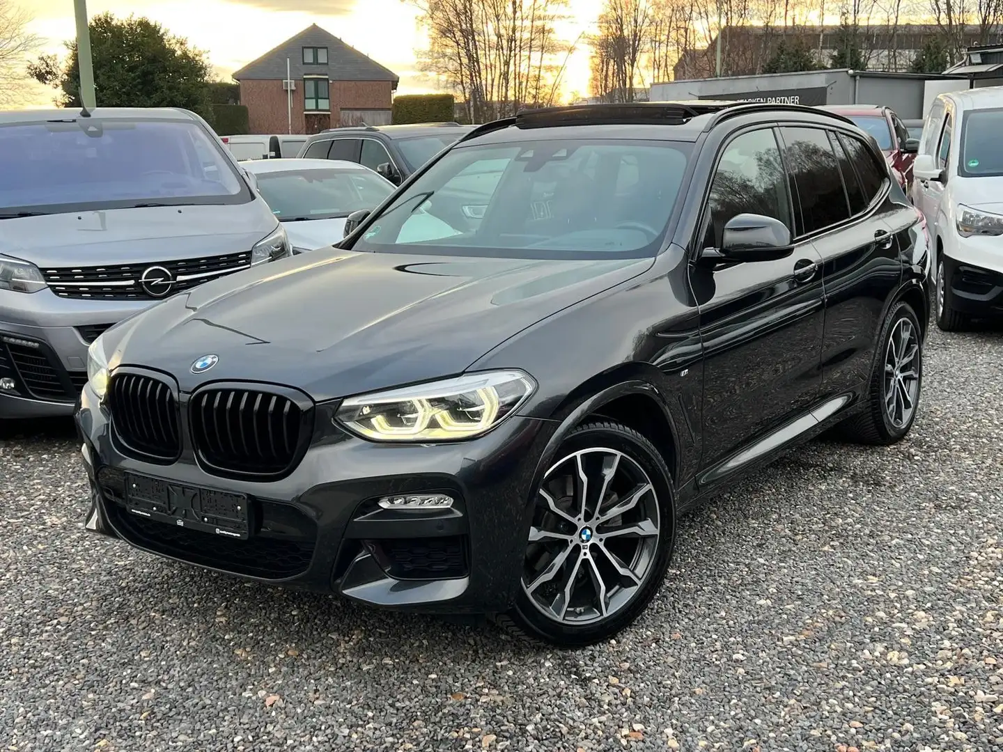 BMW X3 xDRIVE 2.0d M SPORT-PANORAMA-MEMORY-M PAKET Grau - 1