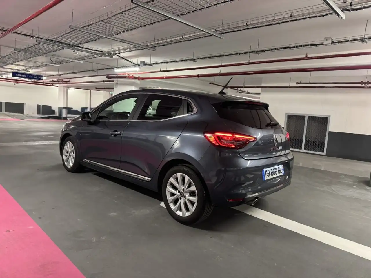 Renault Clio Citadine 5 portes — photo 3