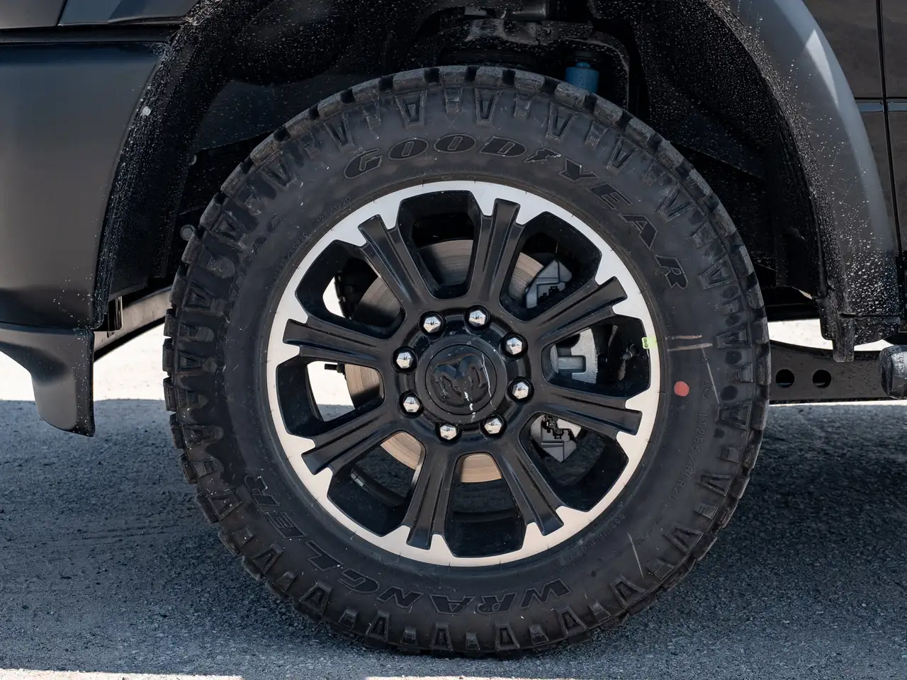 RAM 2500 снимка RAM 2500