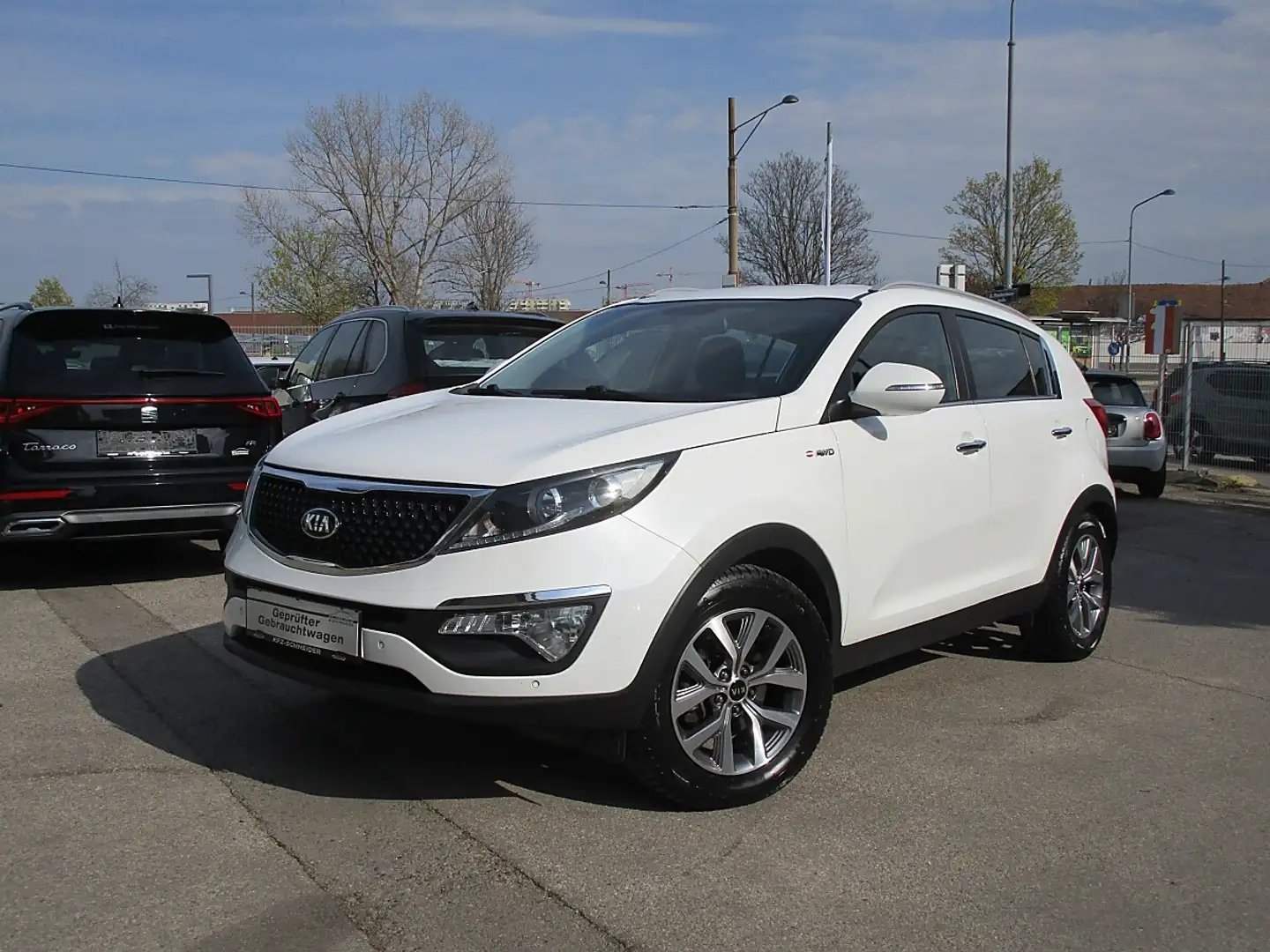Kia Sportage Gold 2,0 CRDi AWD Aut. Weiß - 2