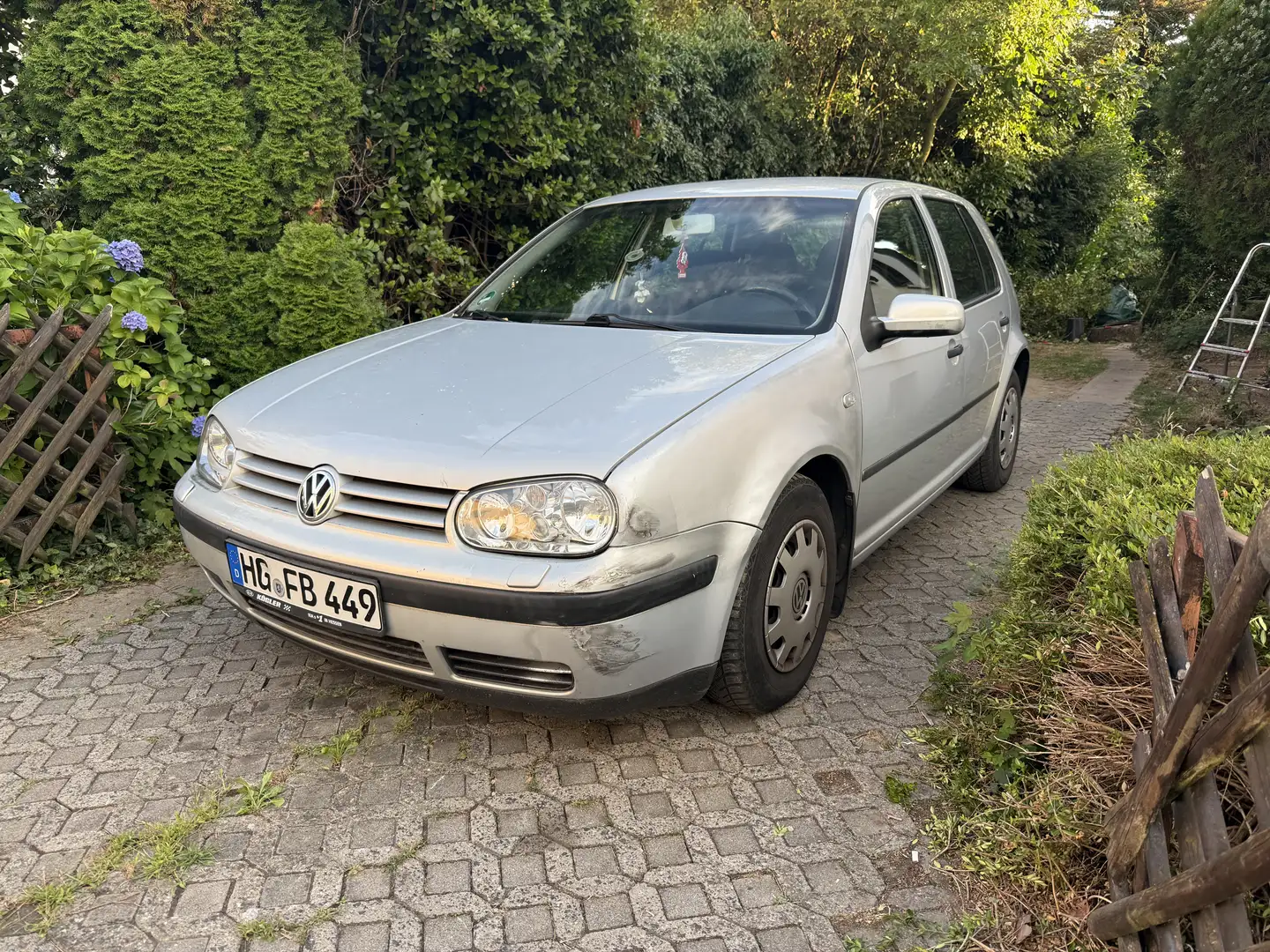 Volkswagen Golf 1.6 Automatik Edition - 2