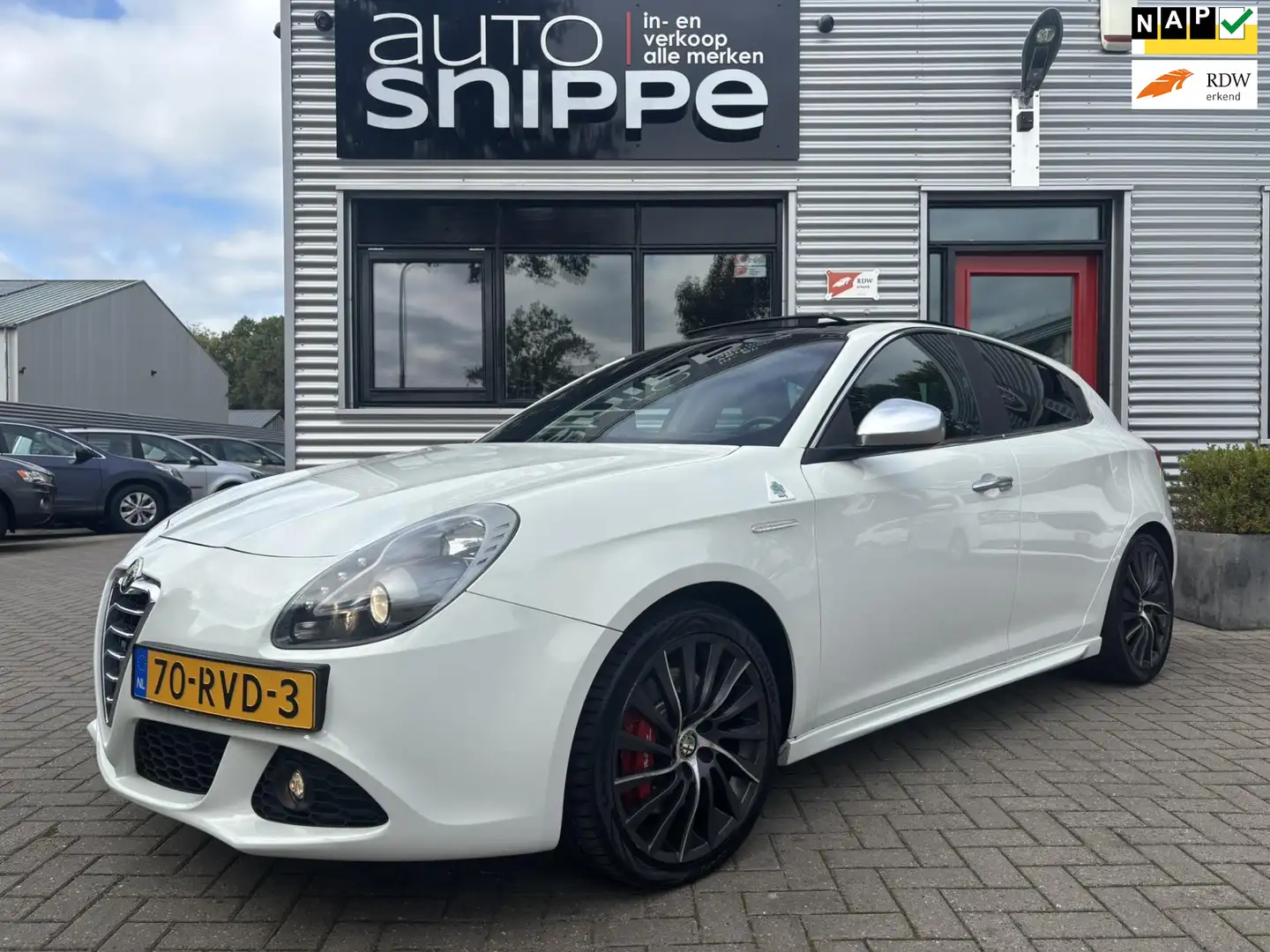 Alfa Romeo Giulietta 1.7 TBi Quadrifoglio Verde -235 PK!-OPEN DAK-HALF Wit - 1