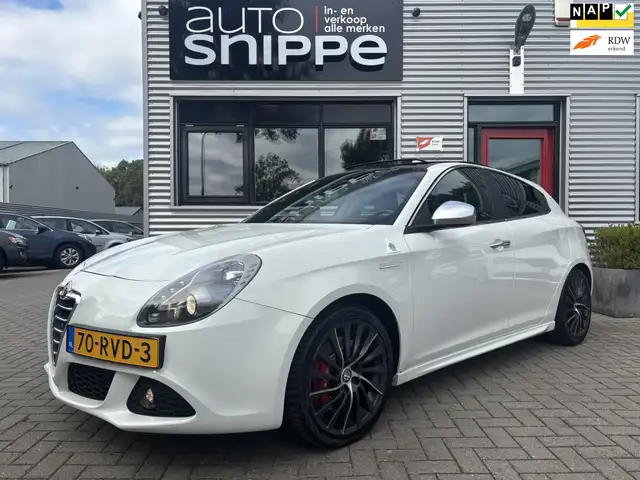 Alfa Romeo Giulietta 1.7 TBi Quadrifoglio Verde -235 PK!-OPEN DAK-HALF
