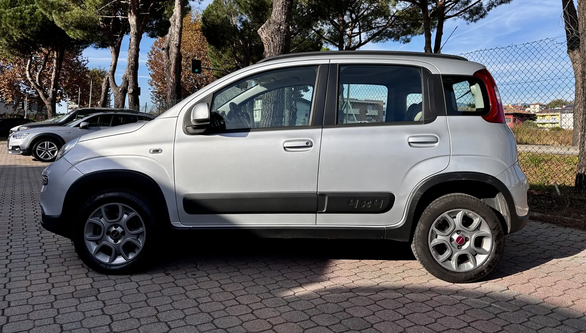 Fiat Panda Panda III 4x4 1.3 mjt 16v 4x4 75cv E5+ Silber - 2