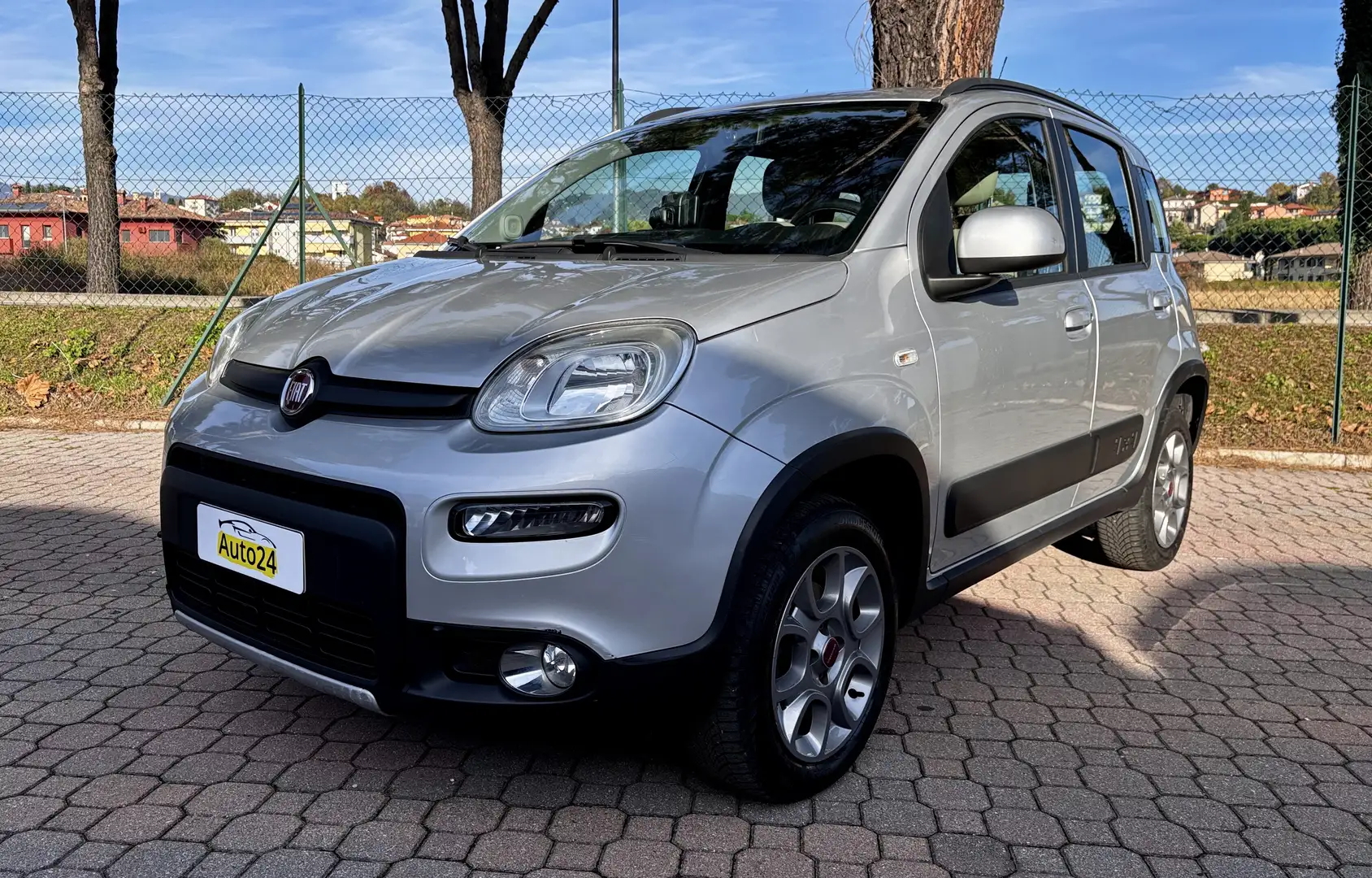 Fiat Panda Panda III 4x4 1.3 mjt 16v 4x4 75cv E5+ Silber - 1