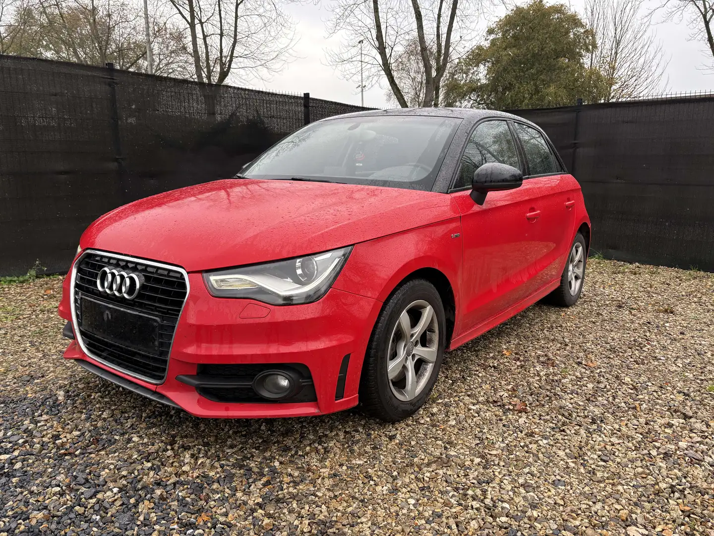 Audi A1 A1 Sportback 1.4 TFSI S line S tronic Prob moteur Rouge - 1